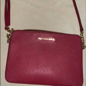 michael kors over the shoulder bag